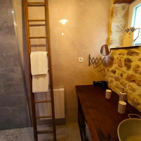 Omaha Secret Normandy Konukevi