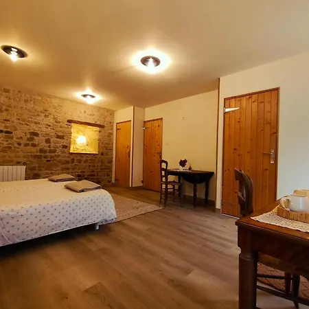 Konukevi Omaha Secret Normandy