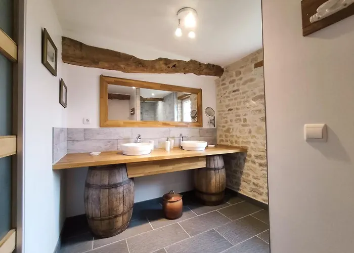 Omaha Secret Normandy Konukevi