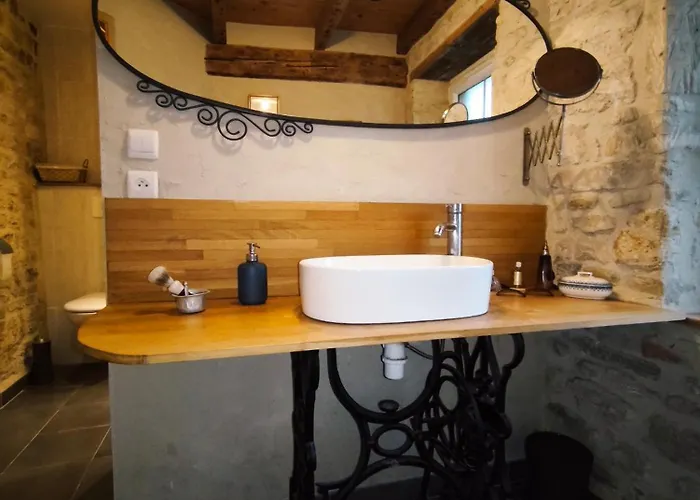 Omaha Secret Normandy Konukevi 3*