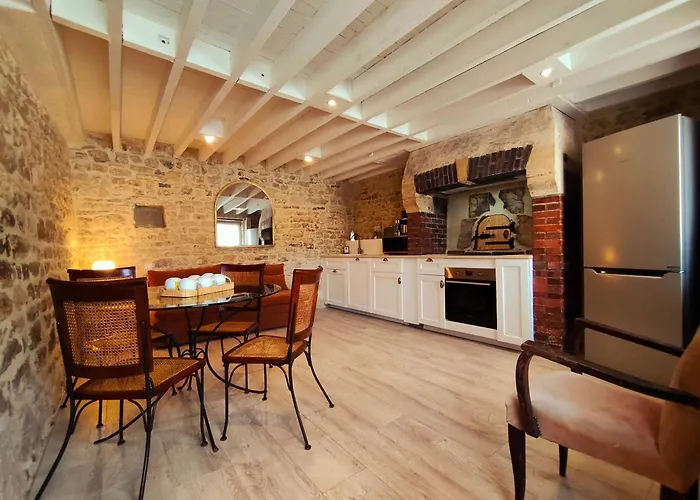 Omaha Secret Normandy Konukevi 3*